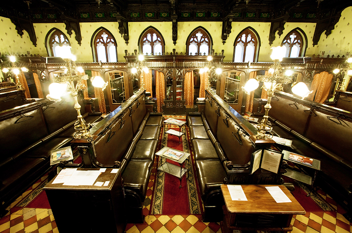 18060143a2c4c6daed00c4d04c02aaf4