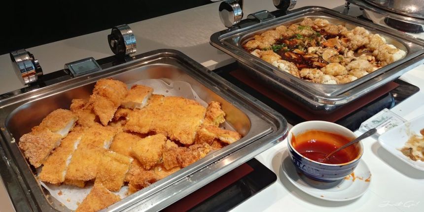 香港 - 環亞、遨堂、紫荊堂機場貴賓室休息睡覺、餐點服務比較10_