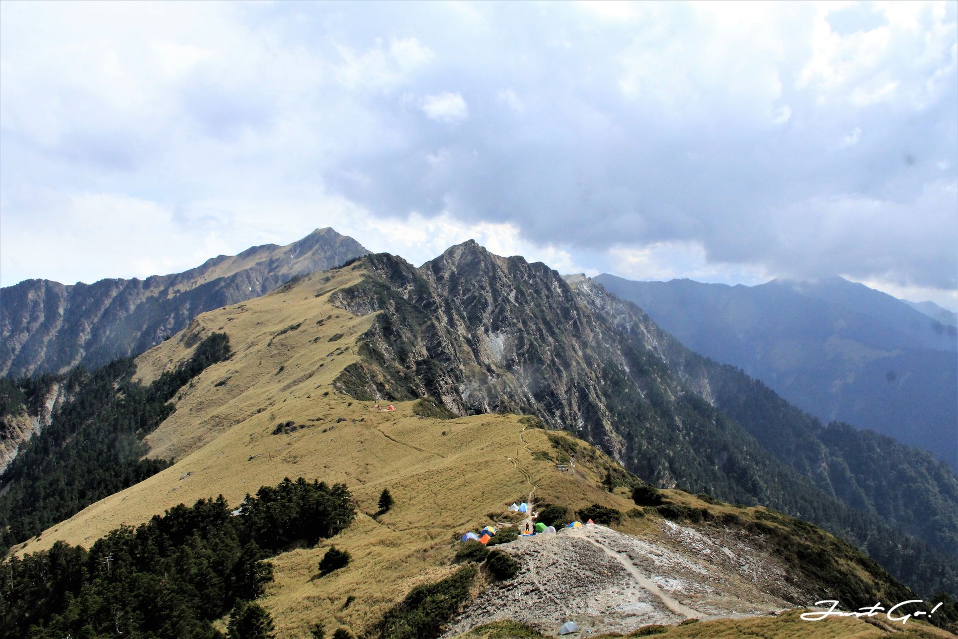 台灣 - 黃金色的奇萊主北·2天1夜紀事-gpx路線、行程、申請、水源26